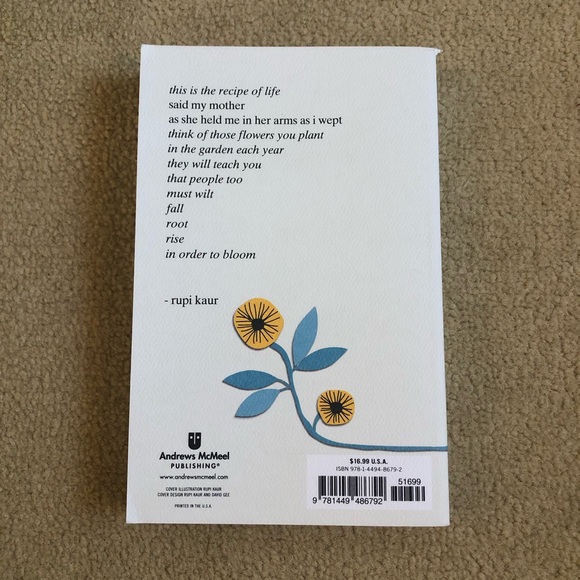 the sun and her flowers rupi kaur paperback - Picture 2 of 3